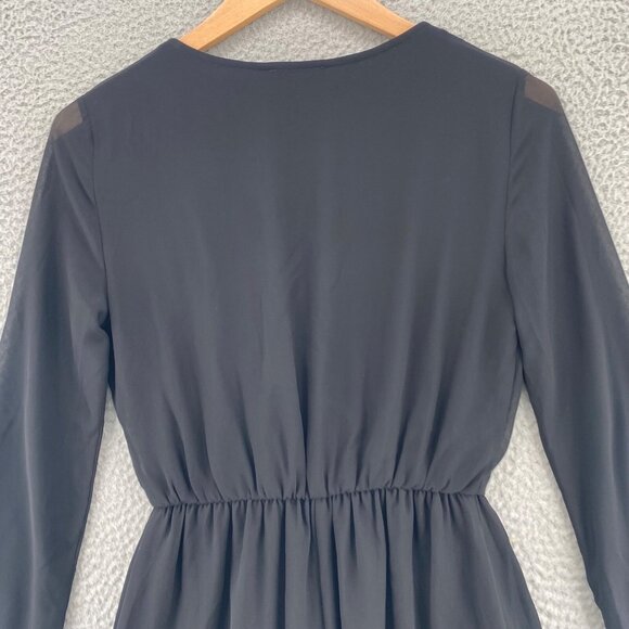 ASTR Romper Womens Medium Black Surplice Neck Long Sleeves Lace Shorts Blouse - Picture 4 of 12